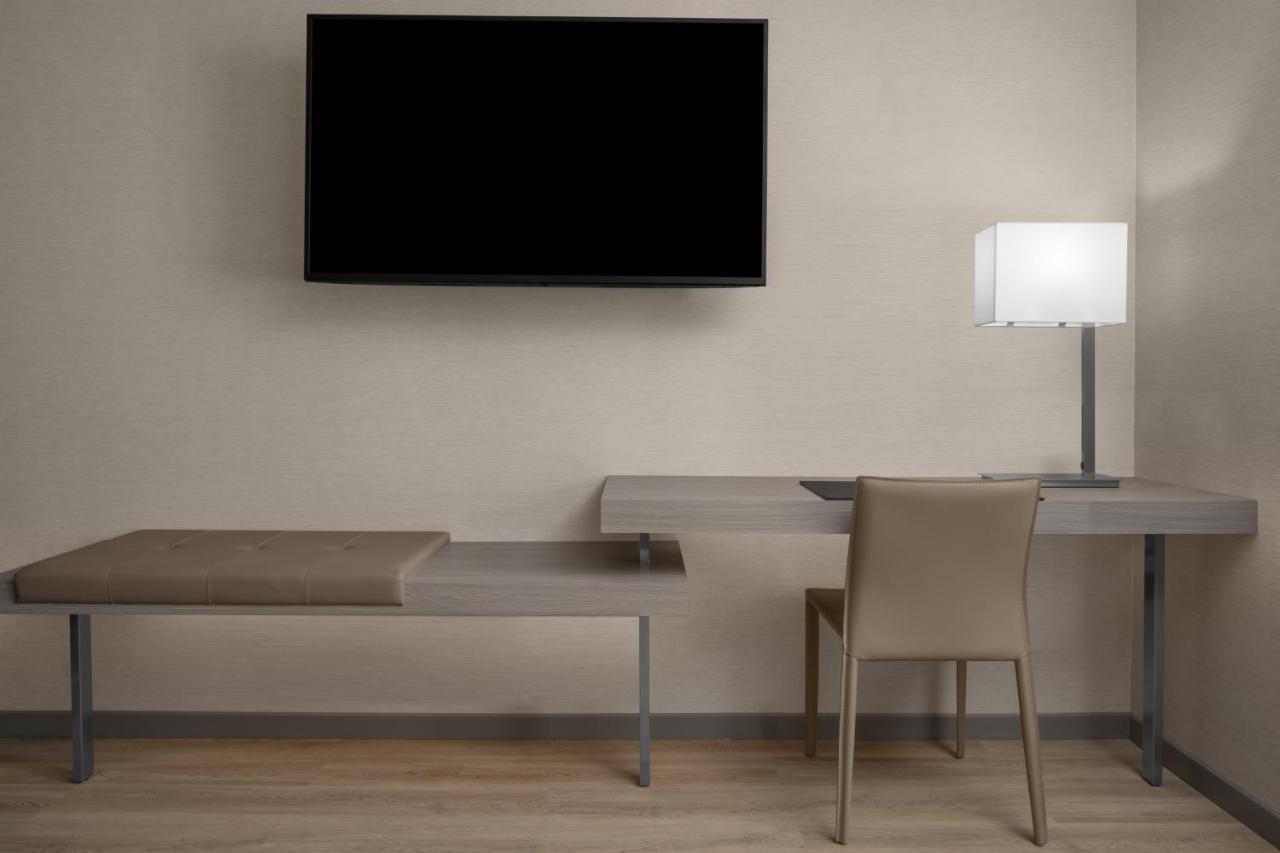 Ac Hotel By Marriott Miami Dadeland Glenvar Heights エクステリア 写真
